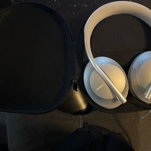 Bose 700 Headphones